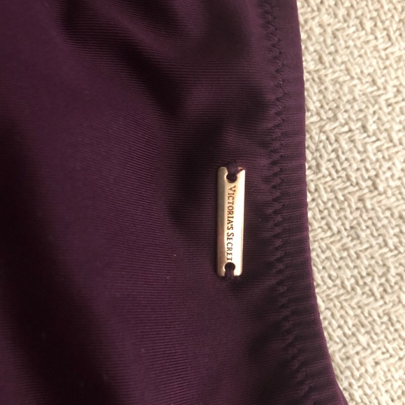 Victoria’s Secret bikini bottoms - Picture 1 of 3